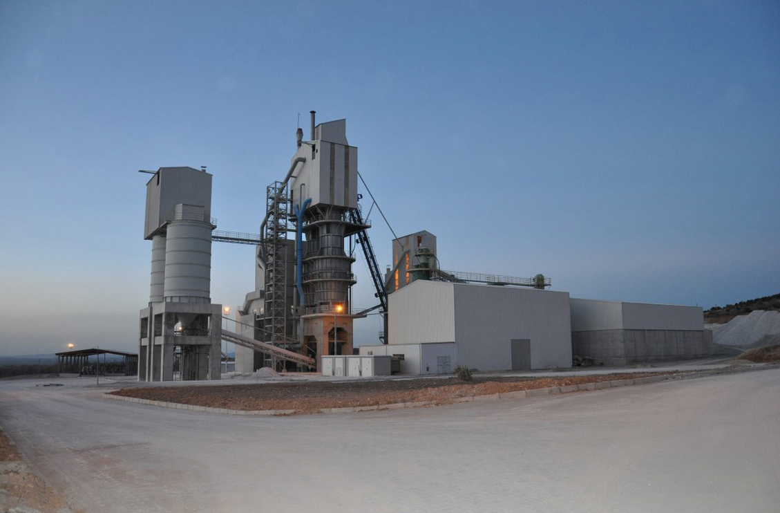 雙膛石灰窯修窯如何找施工團(tuán)隊